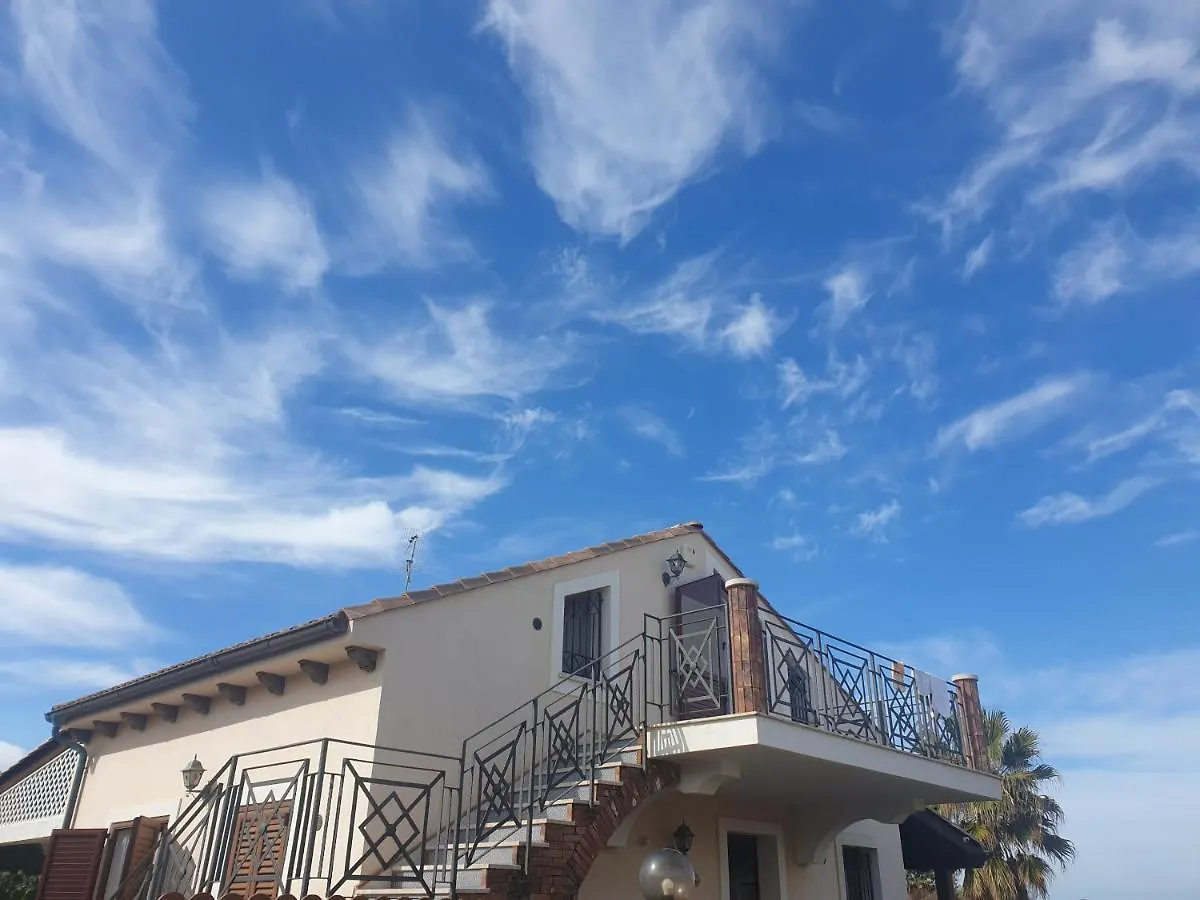 Holiday home Villa Amare Campofelice Di Roccella Italy